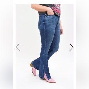 Judy Blue Tummy Control High Waisted Jeans Size 13/31